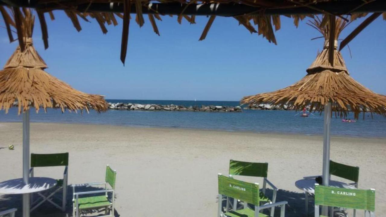 Hotel Acapulco Ρίμινι Εξωτερικό φωτογραφία
