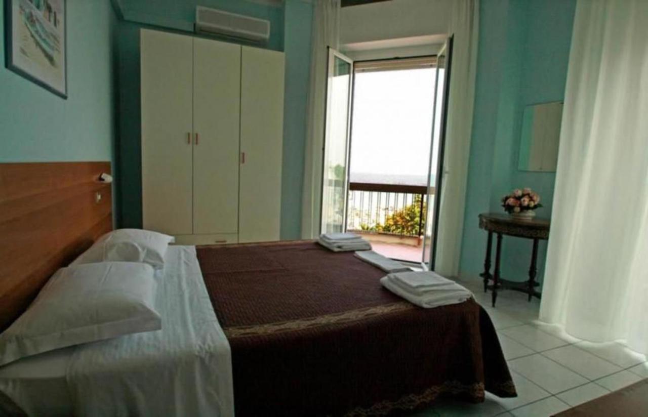 Hotel Acapulco Ρίμινι Εξωτερικό φωτογραφία